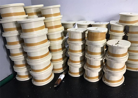 硅膠灌模出現(xiàn)冒泡，啥情況